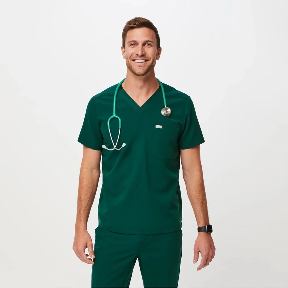 FIGS Leon Green Set of Scrubs Shirt and Joggers Men’s Size XL